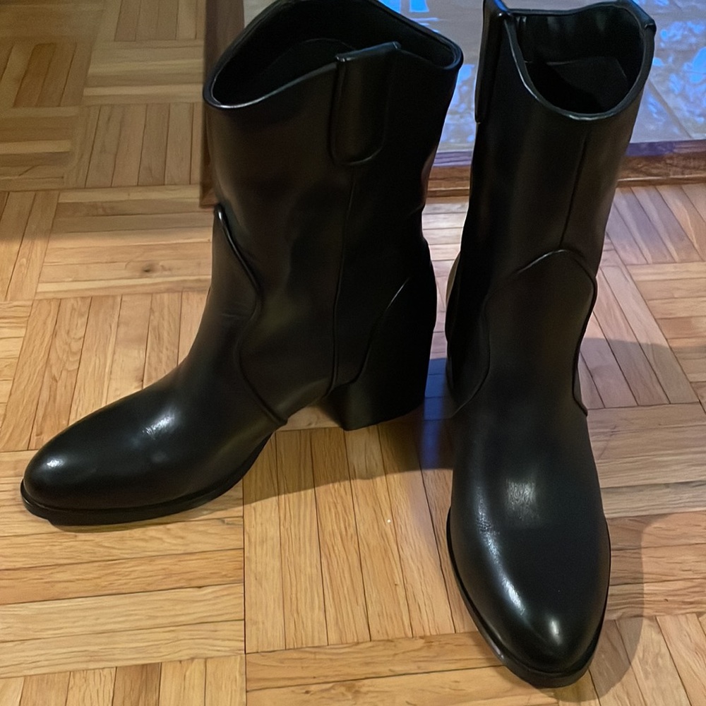 Aerosoles Black Leather Western Boots